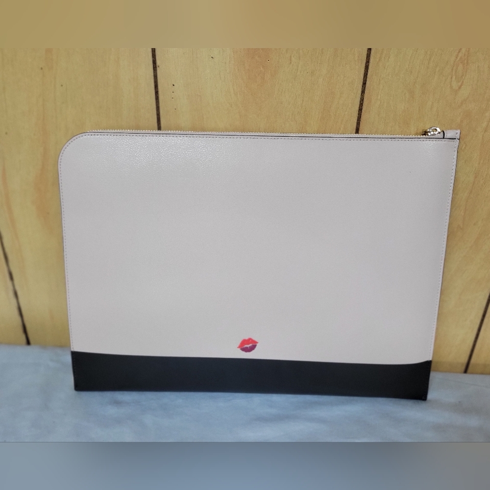Disney X Kate Spade Minnie Laptop Sleeve - Picture 2 of 8